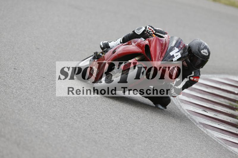 /09 19.04.2026  Caremotion get faster ADR/Gruppe rot/14